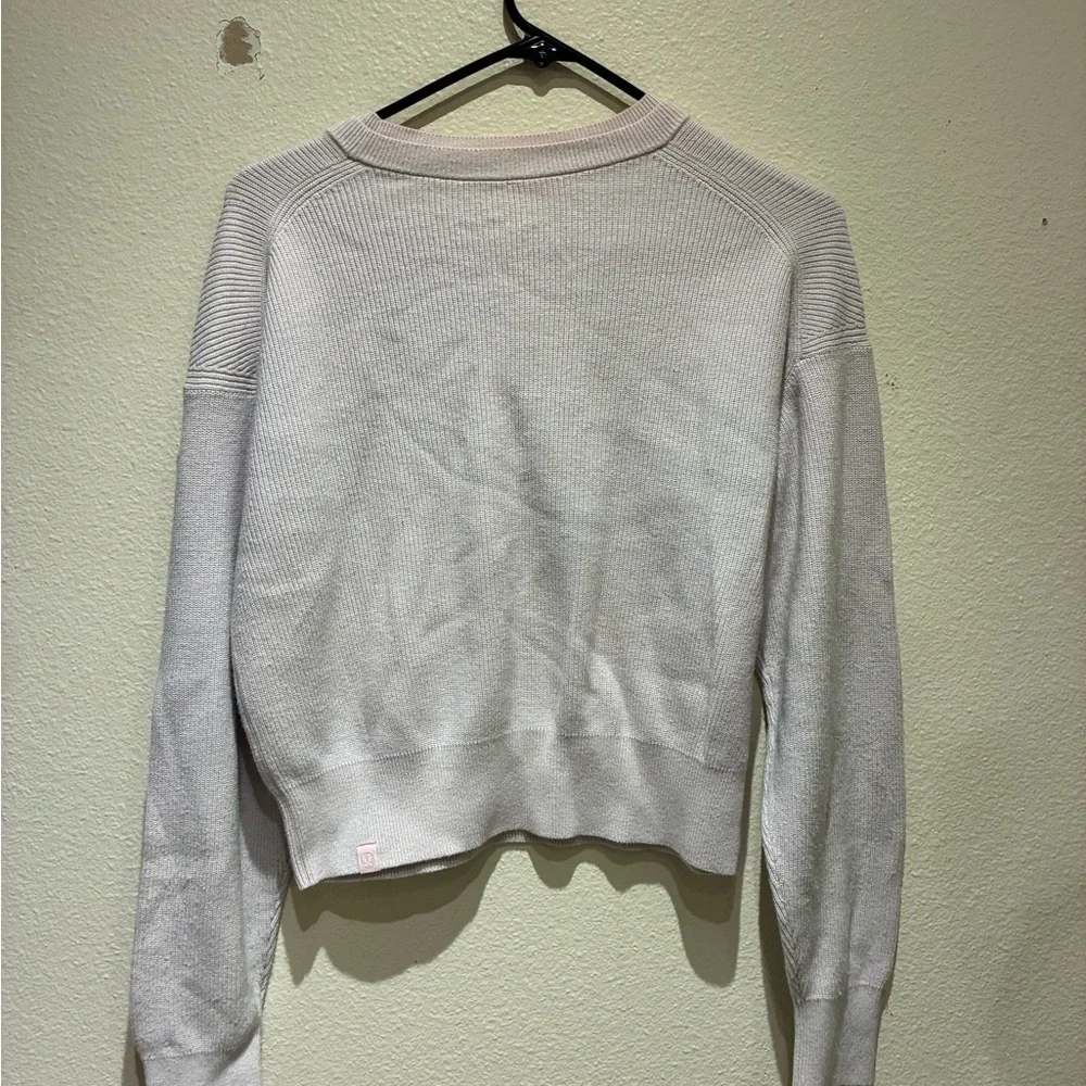 Lululemon Women’s Waist Length Crewneck Sweater Ribbed Knit Size 4 Pink Purple